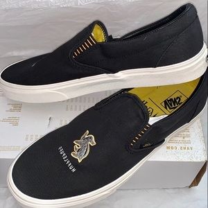 Harry Potter Collection🔷Hufflepuff Vans Slip-On Brand New 🆕 Men’s size 13
